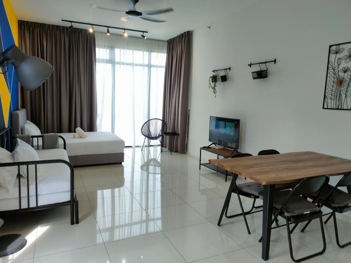 New 2Br Georgetown Warm And Lovely Homestay 10Pax-无敌美景两房民宿 Beacon Executive Suite Exterior foto